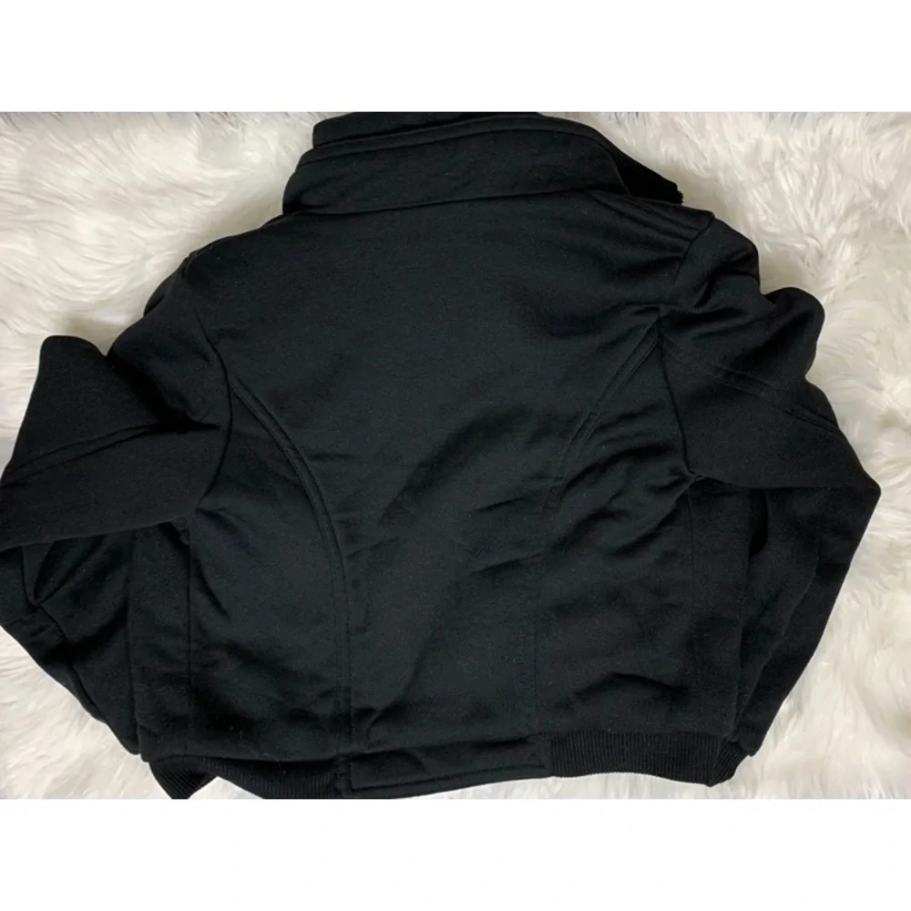Black fluffy puffer/snow jacket